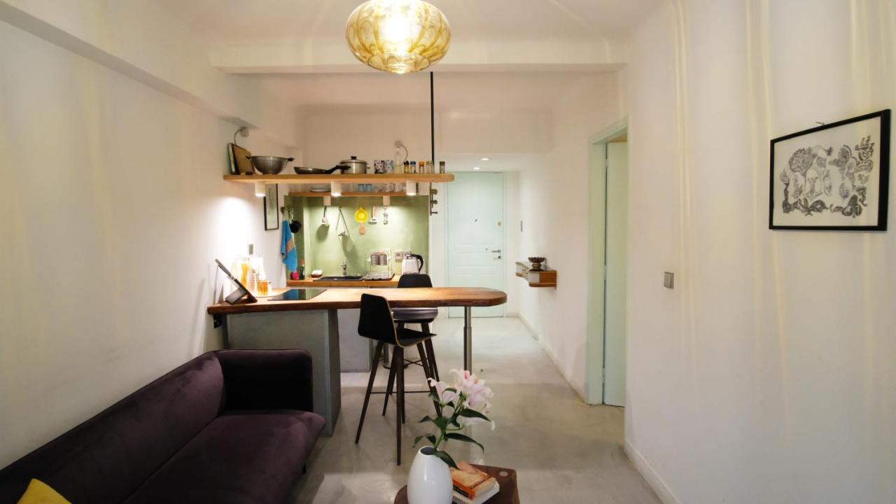 Calm And Cozy Flat With Romantic Garden เอเธนส์ ภายนอก รูปภาพ