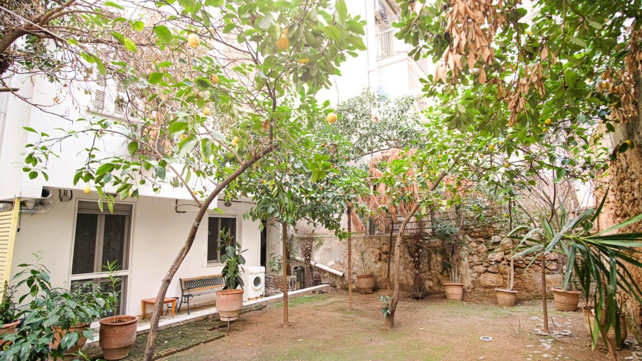 Calm And Cozy Flat With Romantic Garden เอเธนส์ ภายนอก รูปภาพ